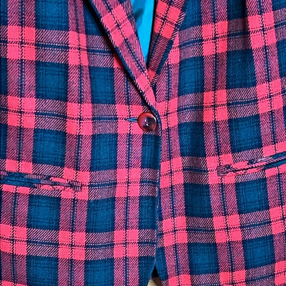 Sag Harbor Petite Size 12 Wool Blend Blazer Plaid Red, Green, with Pockets - Picture 3 of 5